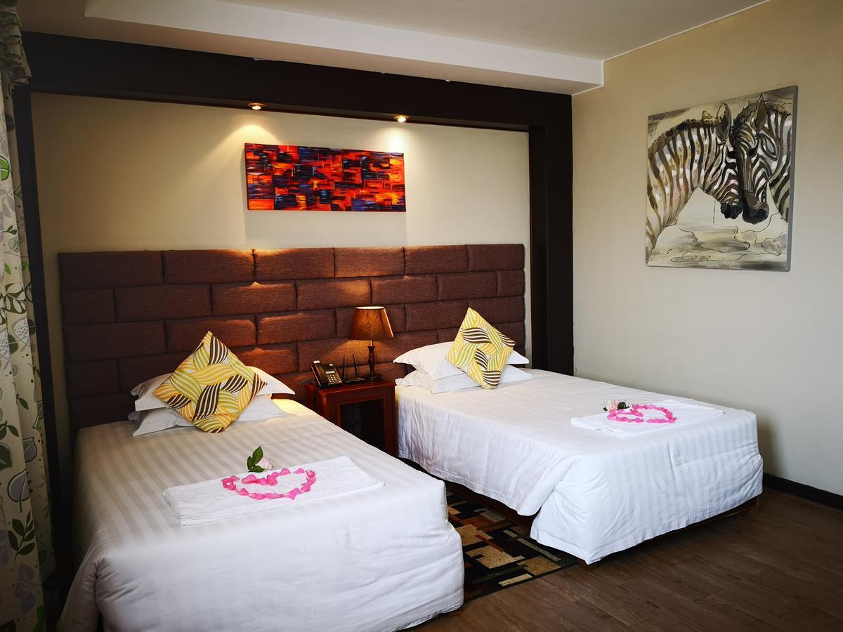 Great Wall Hotel 다르에스살람 외부 사진